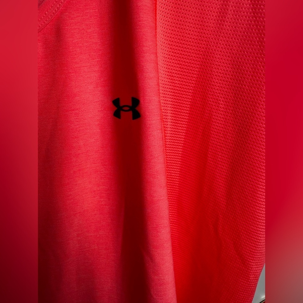 Under Armour Vibrant Coral Short Sleeve Tee - Picture 2 of 5